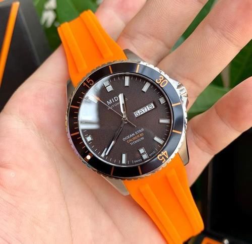 刚入表坑，新手适合哪些1到2万之间的日常腕表？