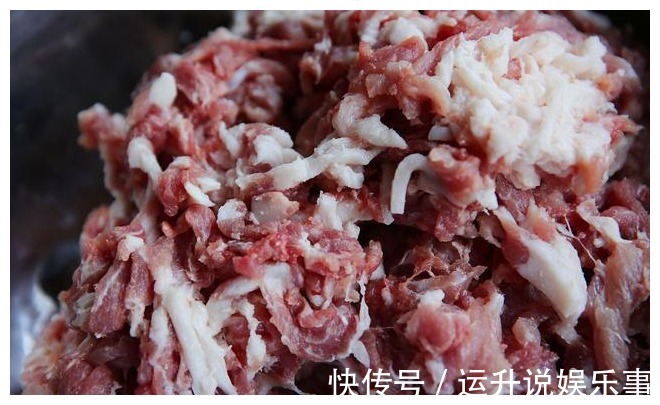 韭黄|猪肉不论怎么烹饪,记得多做“这一步”,肉质嫩滑没腥臭!