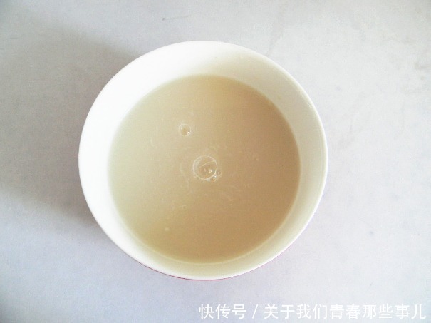 酵母菌|蒸馒头用大火还是小火？很多人用错了火，难怪馒头干硬塌陷，不香