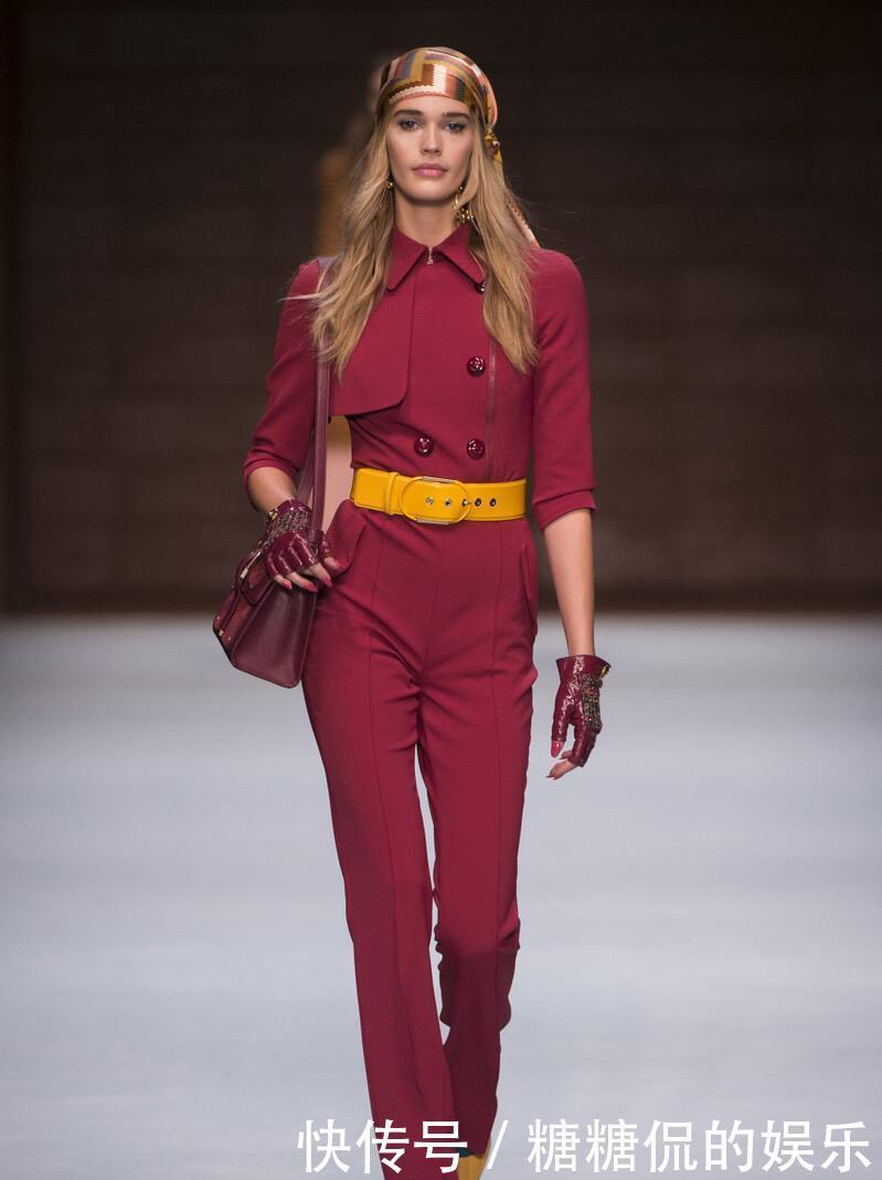 粉红色|枣红色太老气?那是你没搭好,配桔色优雅又明媚