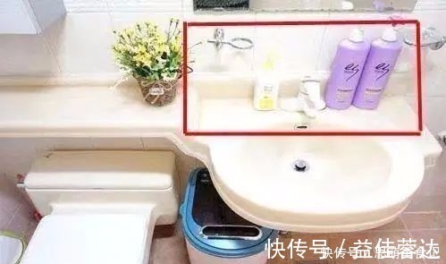 卫生间门|卫生间不用时要不要关上门呢?大多数的人都做错了,难怪越来越脏