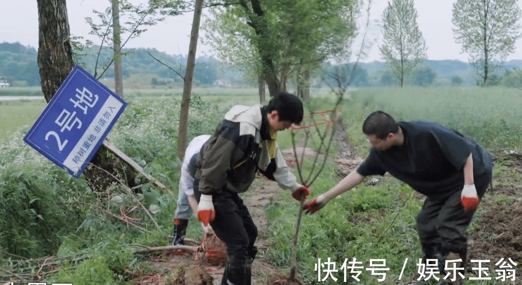 《向往的生活》下期迎來“最勤奮”嘉賓,一來就干活,黃老師可以休息啦!