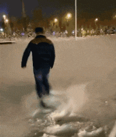 |搞笑GIF:只要你舍得下血本,就没有追不到的女神