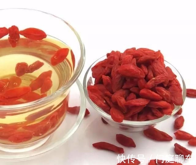 营养素|枸杞才是低调的“养生高手”四种搭配,效果迅速翻倍