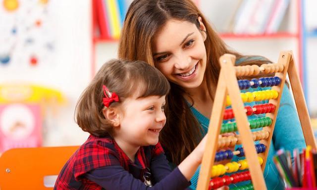 咬指甲|从小爱“咬指甲”的孩子,医生坦言长大后,多半逃不过两种结局