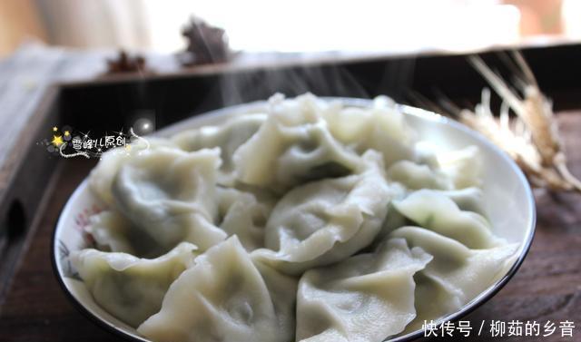 地面团|吃饺子这馅真鲜，比韭菜芹菜好吃多了，出锅连吃30个，比肉馅好吃