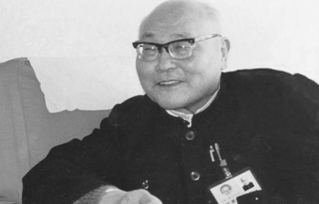 孙铭九骊山捉蒋立大功,西安事变结束后,