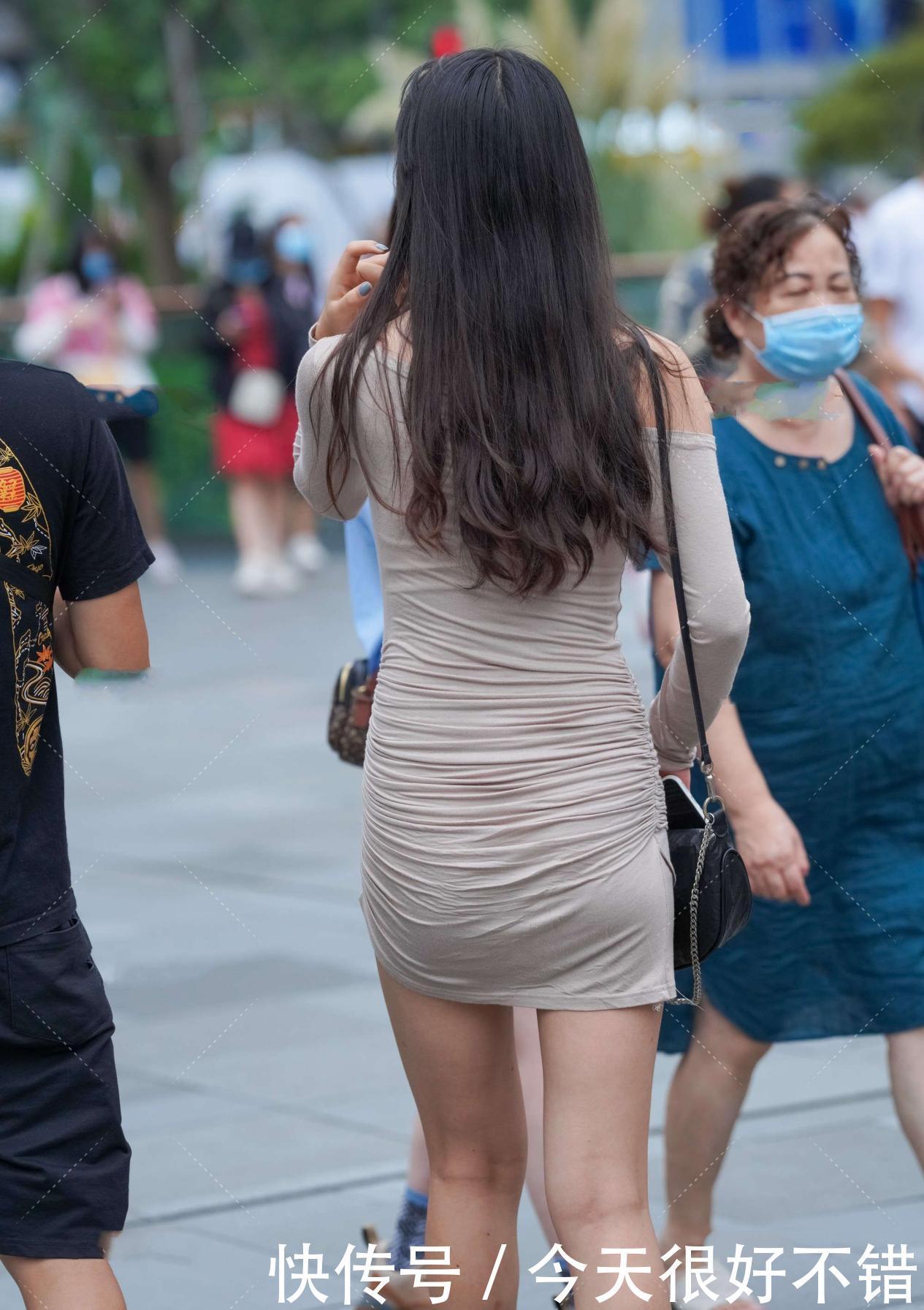 凸显|凸显女人气质的方法有很多种,学会穿搭第一步,提升气质第二步