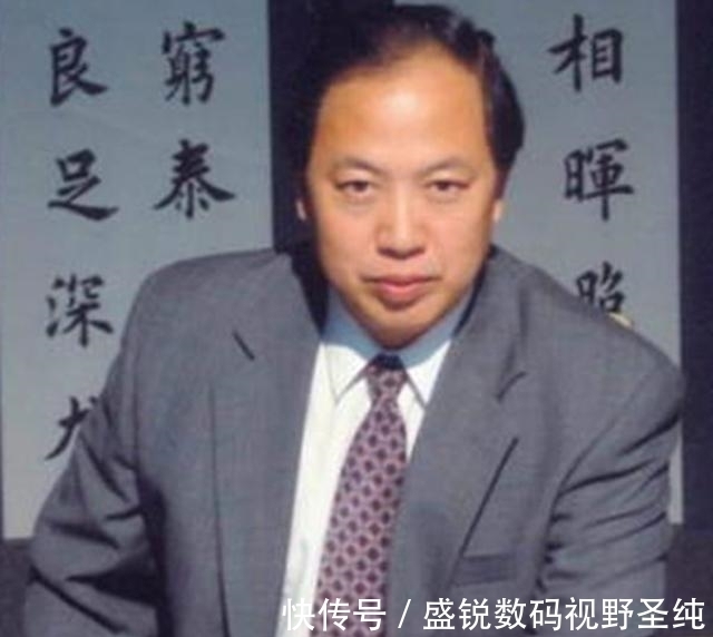 苏士澍$书协主席批评田英章:书法误人子弟,毫无章法和笔法,没有创新性