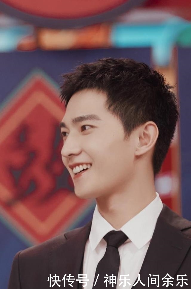 男人30岁以后,发型怎么剪才合适?试试这4款造型,时尚又魅力