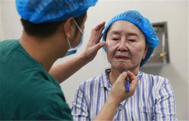 运动减肥|80后宝妈生孩子,“衰老”成“80岁老太太”,现状怎样了?