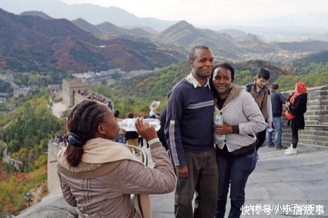 外国游客|中国人把所有的外国游客称作“老外”，他们把中国游客称作什么