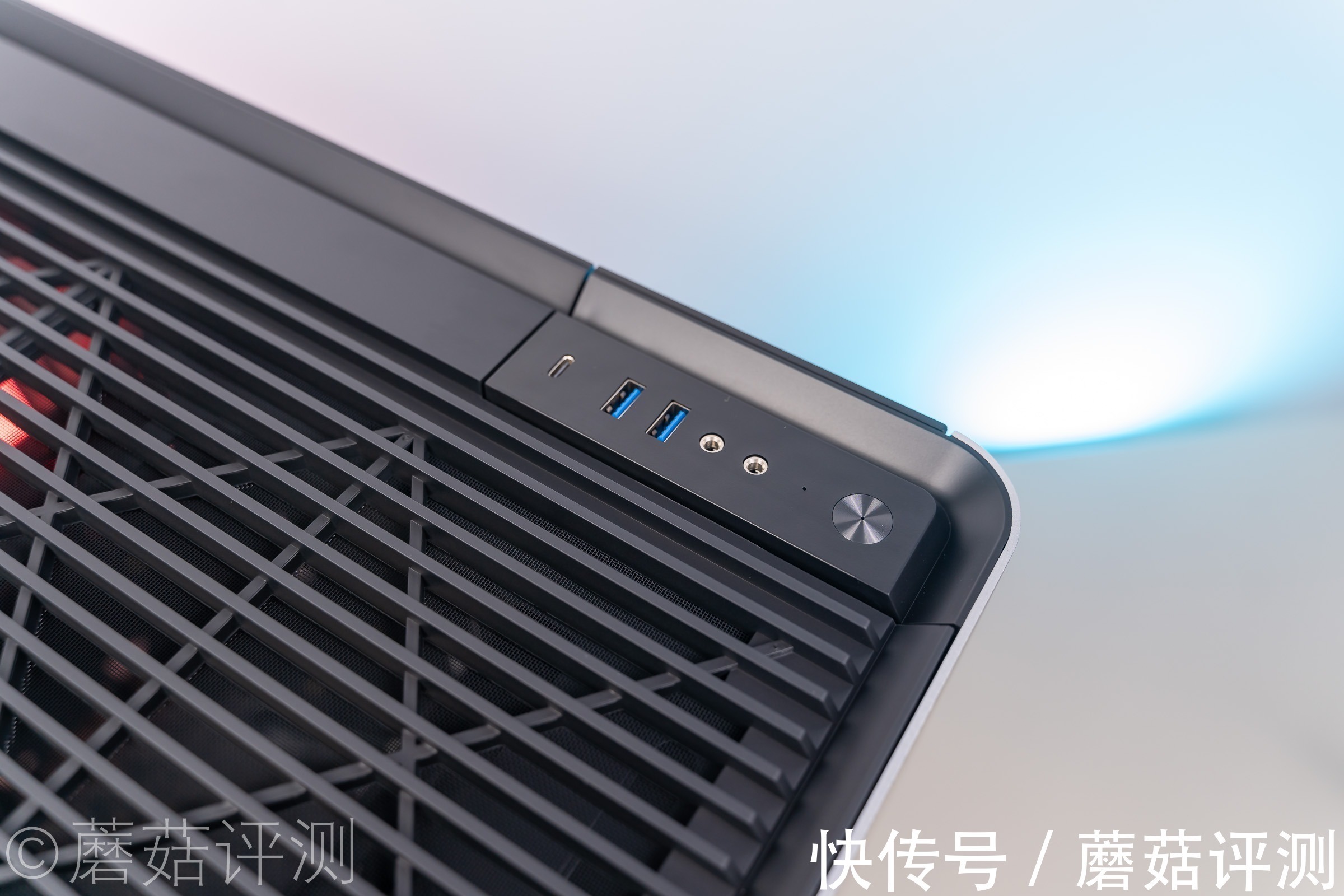 机箱|散热优秀，存储拓展性很棒！视频UP主与乔思伯I400机箱不得不说的故事