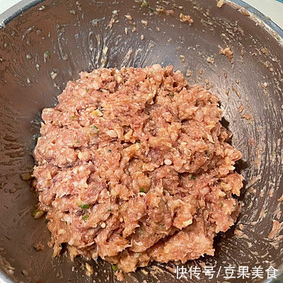 糯米泡|年夜饭——珍珠丸子+豆腐丸子