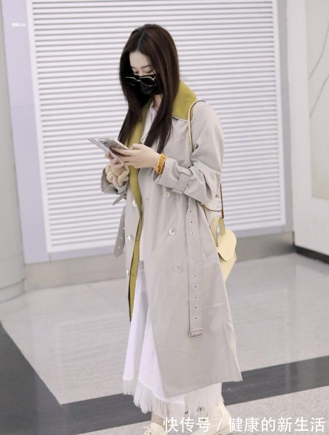 搭配 开春你穿风衣，至少要会其中一个技巧！时髦好看超出众！
