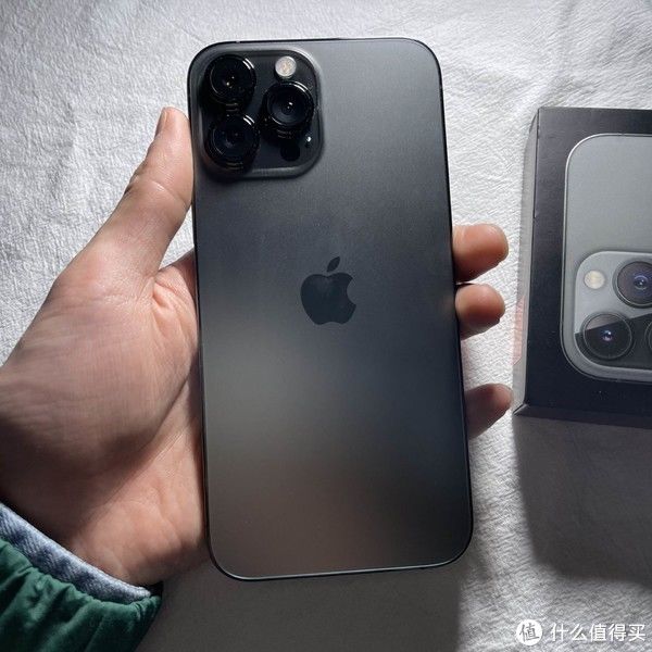 石墨|iPhone12PM换13PM，体验完新机后我为什么把它卖了？