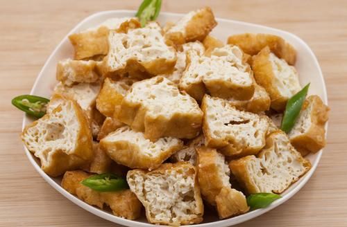 糖尿病患者|有糖尿病的人要远离豆腐？提醒：不想血糖升高，这3种素食要少吃