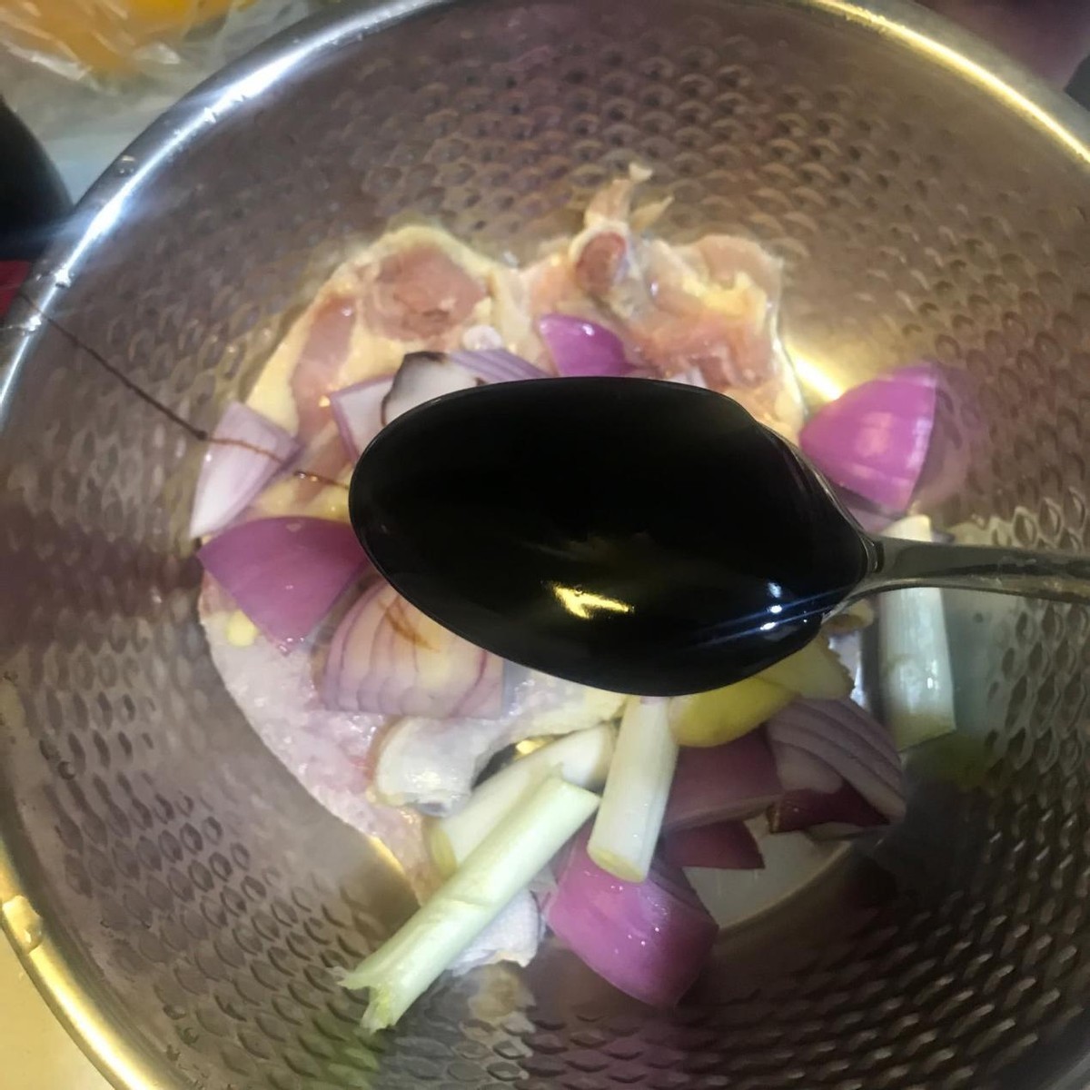 香煎鸡腿，再搭配各种蔬菜烤，又香又营养
