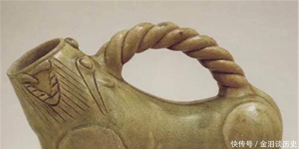 老虎|出土文物被当成夜壶,专家急忙进行否定,你看看上面写的字
