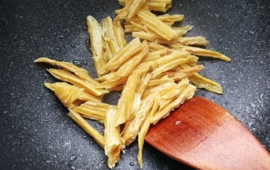 饭店大厨都是这样做这道菜~简单省事！出锅后，竟胜过大鱼大肉！