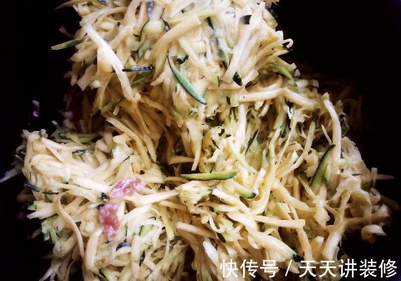 蔬菜|适合三伏天的3种包子馅，应季蔬菜一元一斤，皮薄馅大，特别香