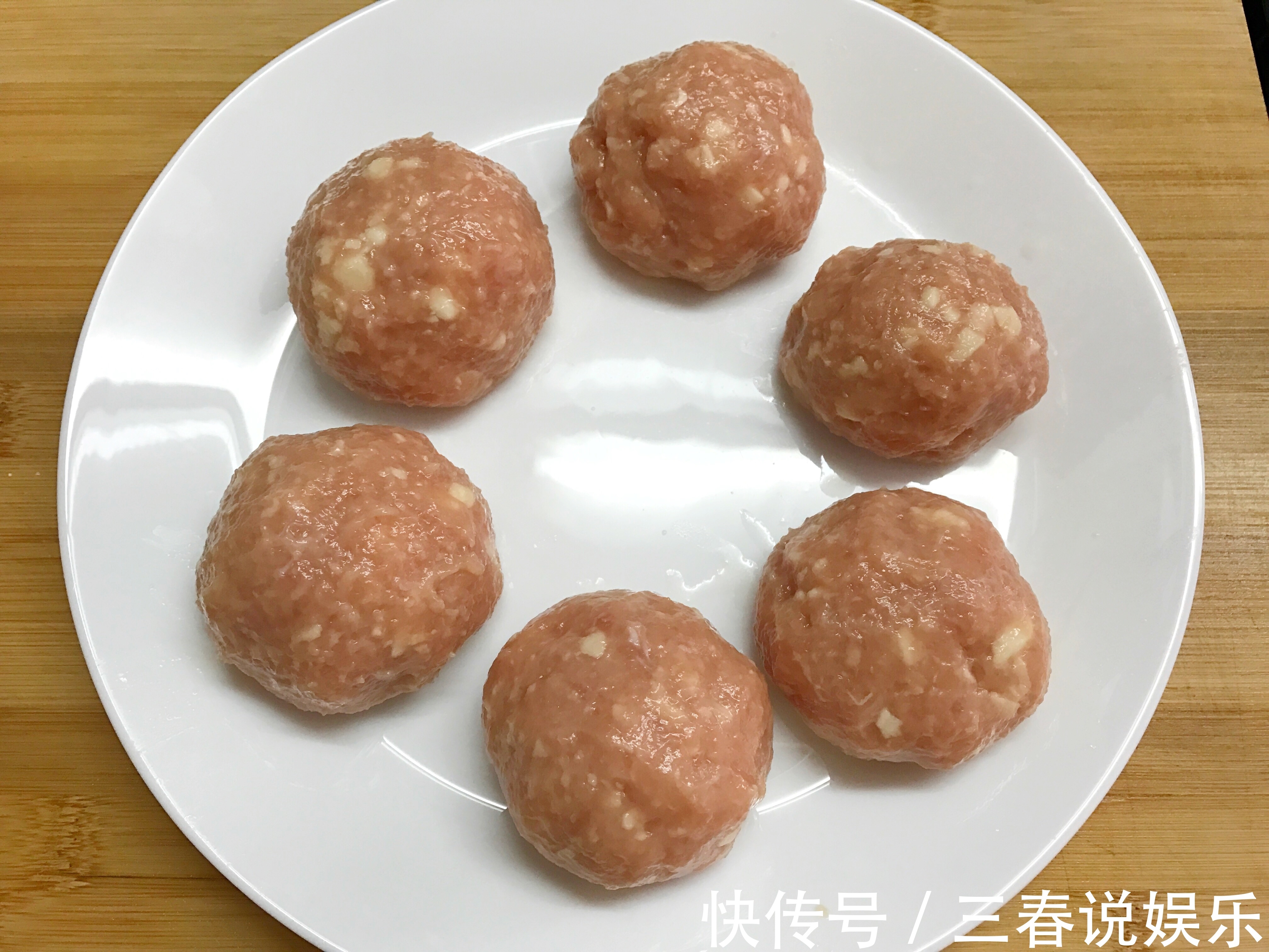 逢年过节餐桌上常有的硬菜,鲜美弹牙,做法简单,好吃不腻又营养