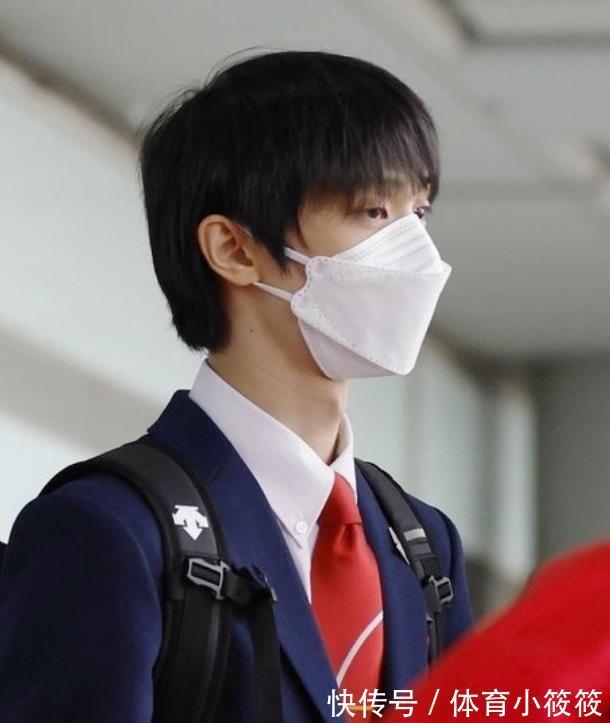 羽生结弦|再见北京冬奥!羽生结弦平安落地东京,将接受隔离观察!