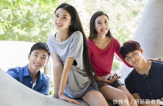 学习成绩|大学毕业后回来看老师的，怎么是“差生”，“好学生”哪去了