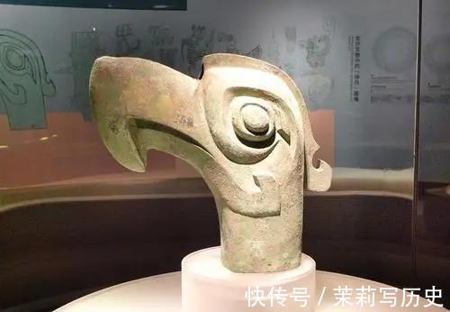 蚕丛!三星堆是外星文明?李白诗中的一句话,揭开千年的谜底