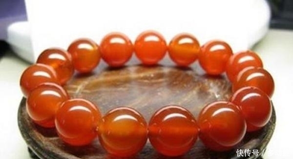 千万别戴这几种文玩手串出门,会被笑掉大牙的!