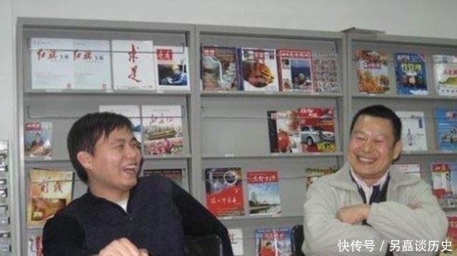 公务员@公务员里最成功的作家:一书封神,3年赚4100万,今成处长