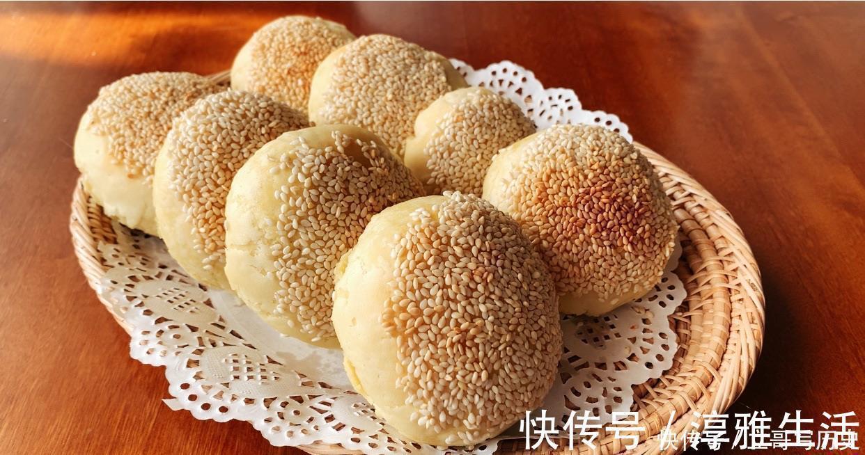 早餐又有新花样了!萝卜丝酥饼,松软可口,酥到掉渣吃时得用手接