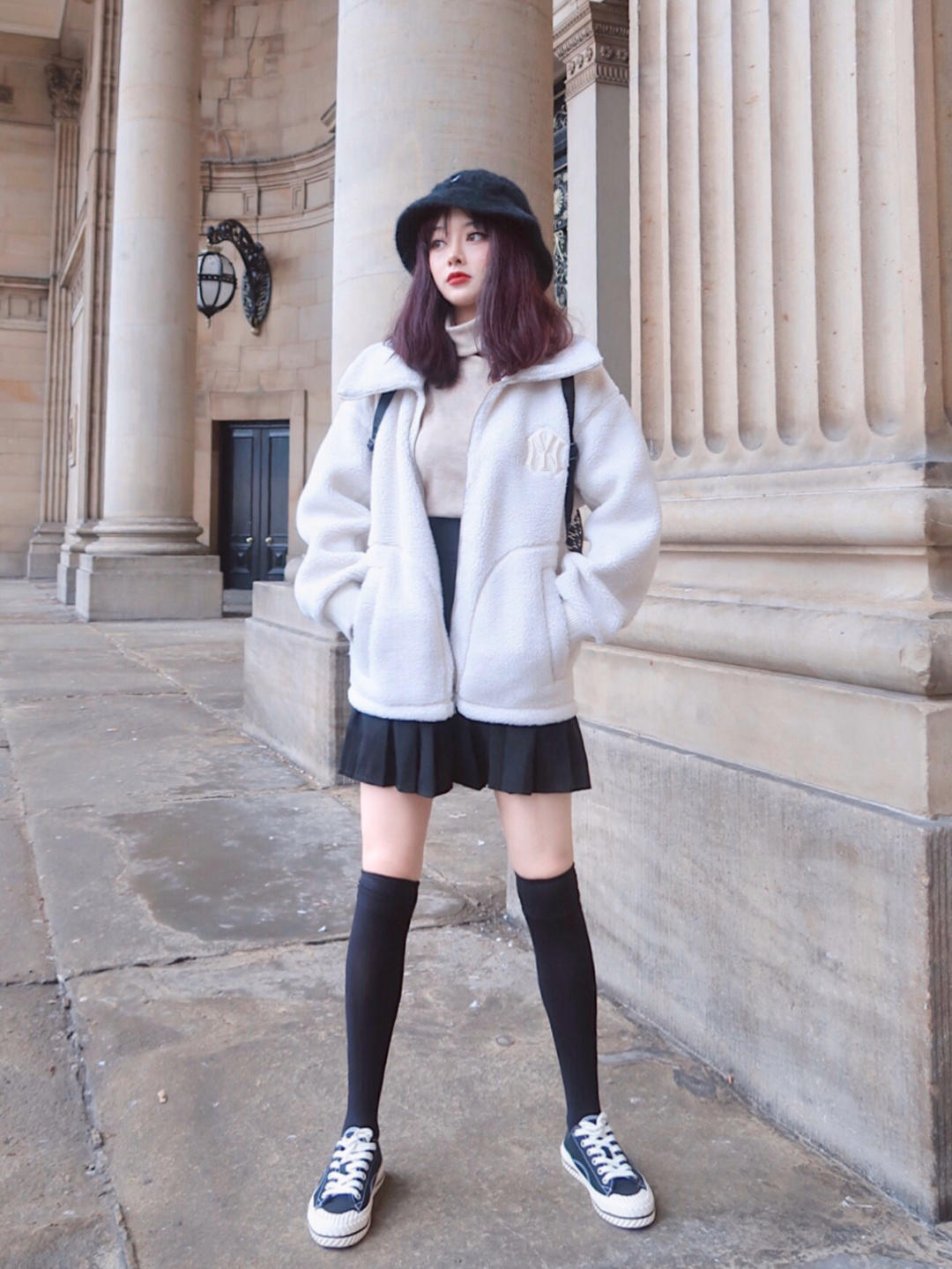 外套 暖和舒适的羊羔绒外套你get了吗?白色温柔大气,穿出软糯糯感