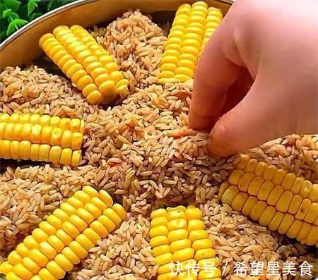 教你做鸡翅新吃法,只需简单几招,家里孩子特别喜欢吃!