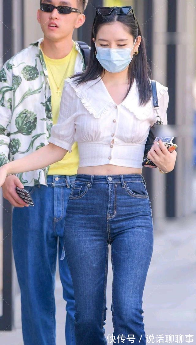 清新 文艺清新的打底裤穿搭更加吸睛夺目,显得性感动人,时尚大气!