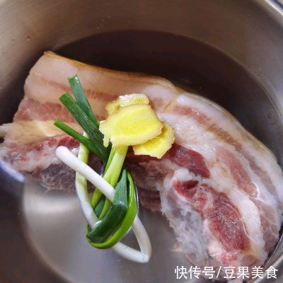 甜酱油|简单好吃的滇式粉蒸肉,秒变大厨