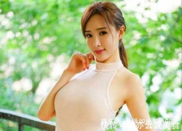 美女 楚楚动人的紧身裙美女，小姐姐非常的性感迷人