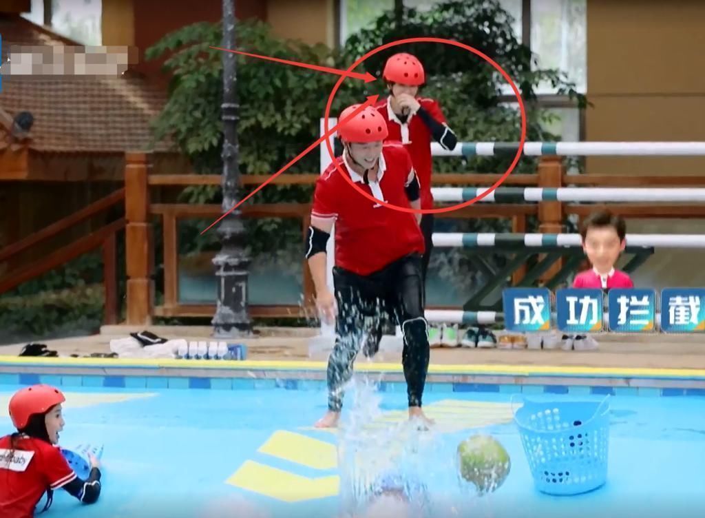 郭麒麟|鄭愷推郭麒麟下水，蔡徐坤的反應(yīng)，暴露兩人真實關(guān)系