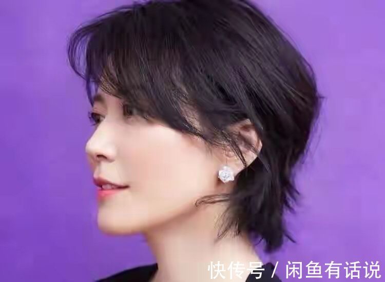 层次感 女人到中年适合“长发”还是“短发”?关键看这4点,剪错会显老