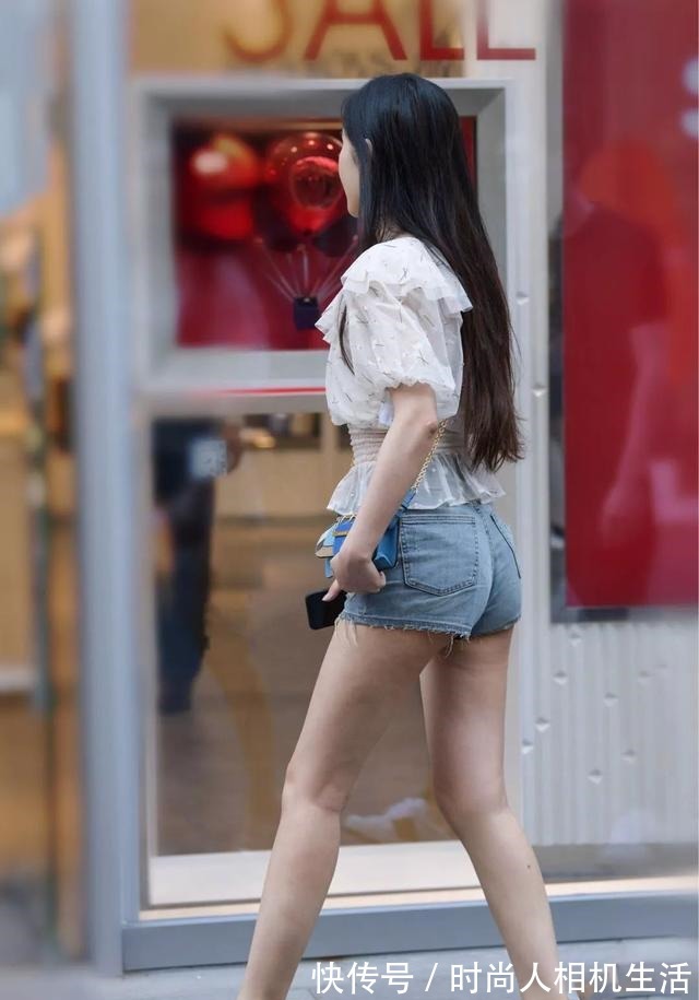 身材 拥有修长铅笔腿女神小姐姐,更兼黄金比例身材,高跟鞋要压箱底了!