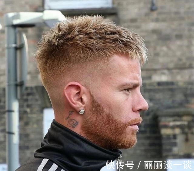 男生|男生短发发型TOP5凤梨头、飞机头、短刘海、短寸头,你喜欢哪个!