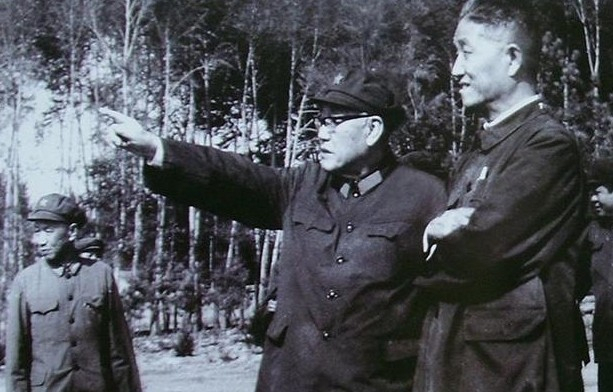 少将|红军创始人之一,55年仅评大校,3元帅打抱不平,主席:立升少将