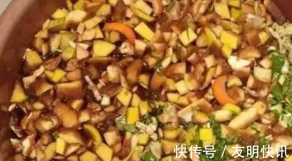 养花技巧醋、橘子皮、小苏打用来养花，好处多！