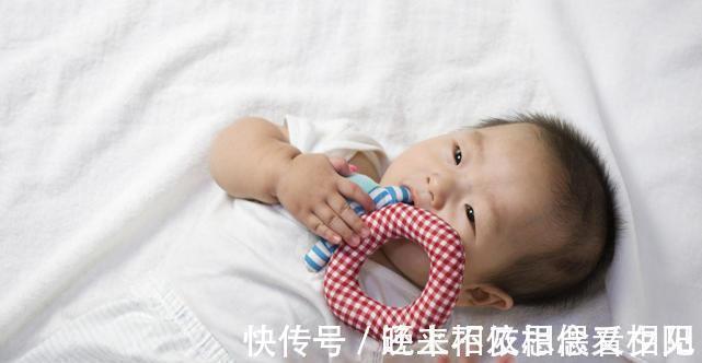 睡眠时间|五个月宝宝的发育情况、具备了哪些能力?来看看你家娃达标了吗