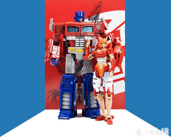 bet擎天柱的一生挚爱：变形金刚网飞限定 塞伯坦之战艾丽塔