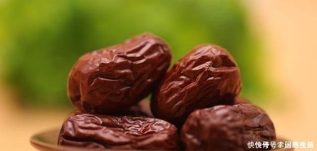 寒性|蒲公英,被称为“药草皇后”,谨记“五搭配、四禁忌”,别再犯错