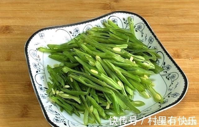 补钙|此菜1年4季都很贵,补钙比牛奶更强,再贵我家每周也要吃4次
