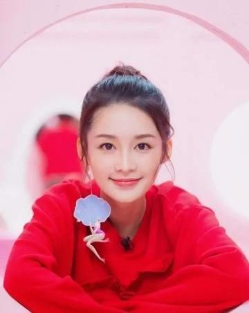 额头|女生拍照容易上镜,脸上都少不了这4个“特征”!中2个就是高级脸