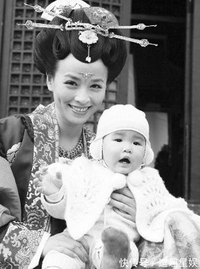 欧阳修|一代女皇武则天名声变臭, 只因此人, 在史上多加了这几个字