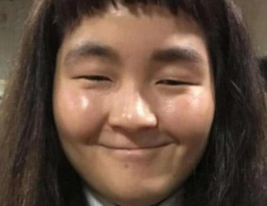 女生的脸“尺寸”变得越来越大多半因这3习惯,学生党要“趁早”改